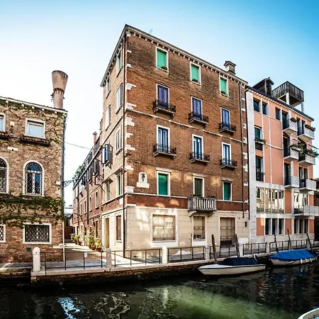 Salute Canal View Appartement Venetië
